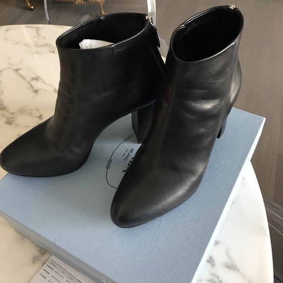 Prada Block Heel Booties 41 black leather - Picture 4 of 8